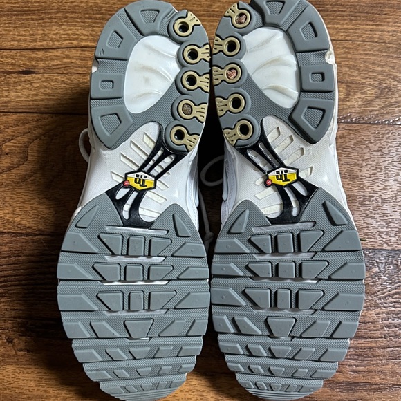 Men’s Nike Air Max Plus White Tennis Shoes • Size 12 • Good Condition No Box - Picture 12 of 13